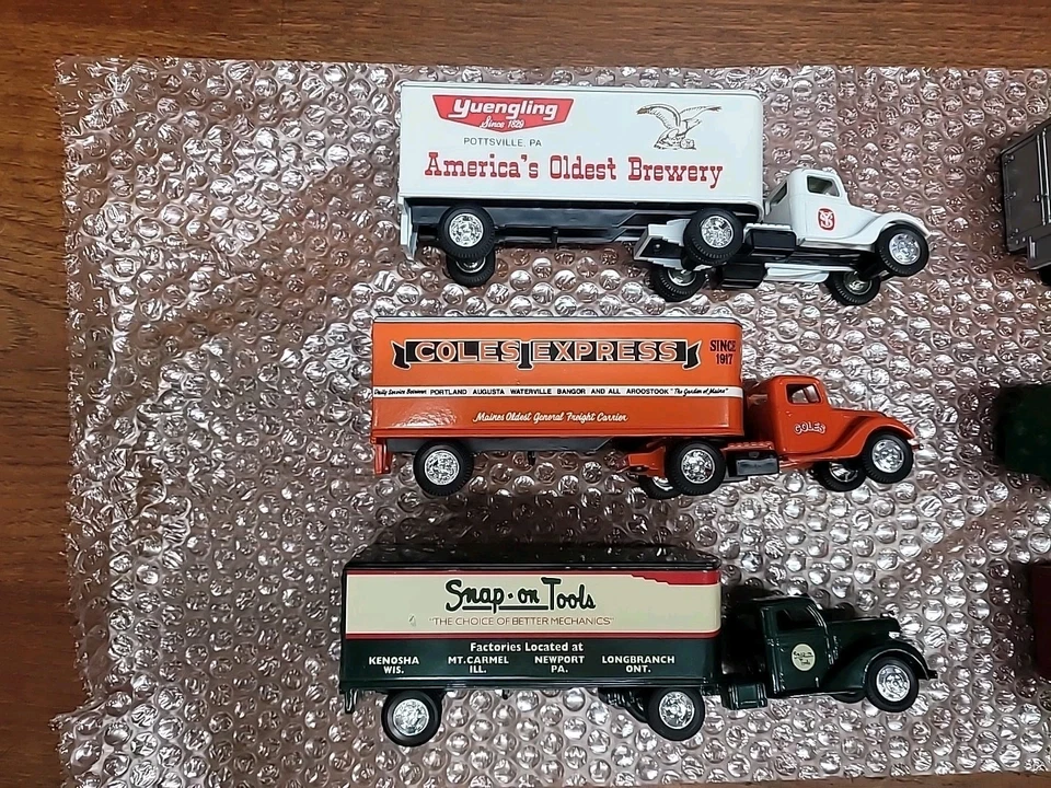 ERTL Diecast Tractor And Trailer Coin Banks - Image 2 of 4