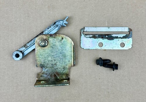 JOHN DEERE TEMPOMAT HALTERUNG & VERRIEGELUNG GX20386 GX22423 L120 L110 L130 L118
