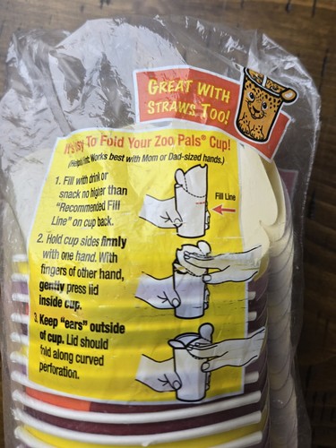 Hefty Zoo Pals Cups Paper Flip Down Lid Animals 8 oz 18 Pcs Beverage Snacks NOS - Picture 4 of 4