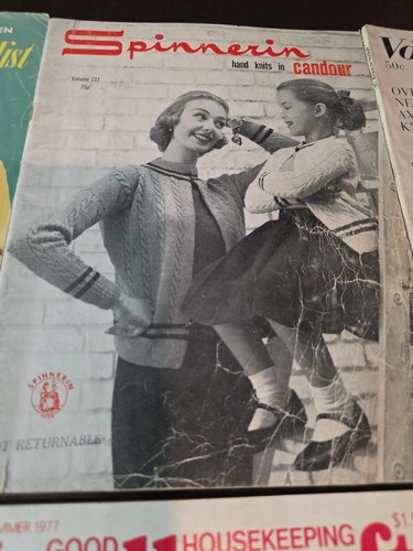 6 Mixed Lot Vintage Fashion Knit Knitting Magazines Clothes Patterns 1960s-90s - Picture 11 of 17