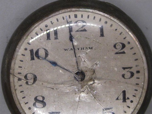 Vtg 1927 Waltham Model 1927 #361 3/0 Sterling Silver Crescent Case Pocket Watch - Picture 4 of 11