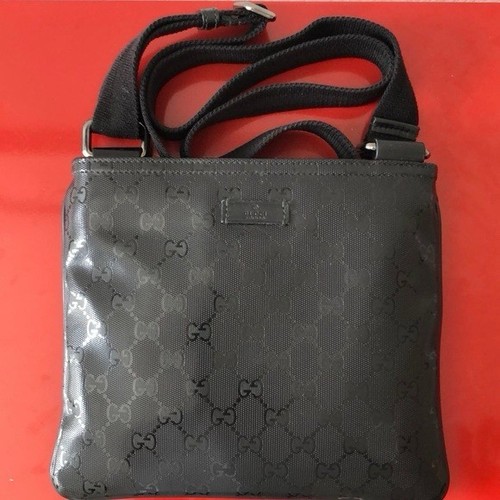 Bolso Mensajero Gucci GG Negro Con Monograma Firma Hombre o Mujer