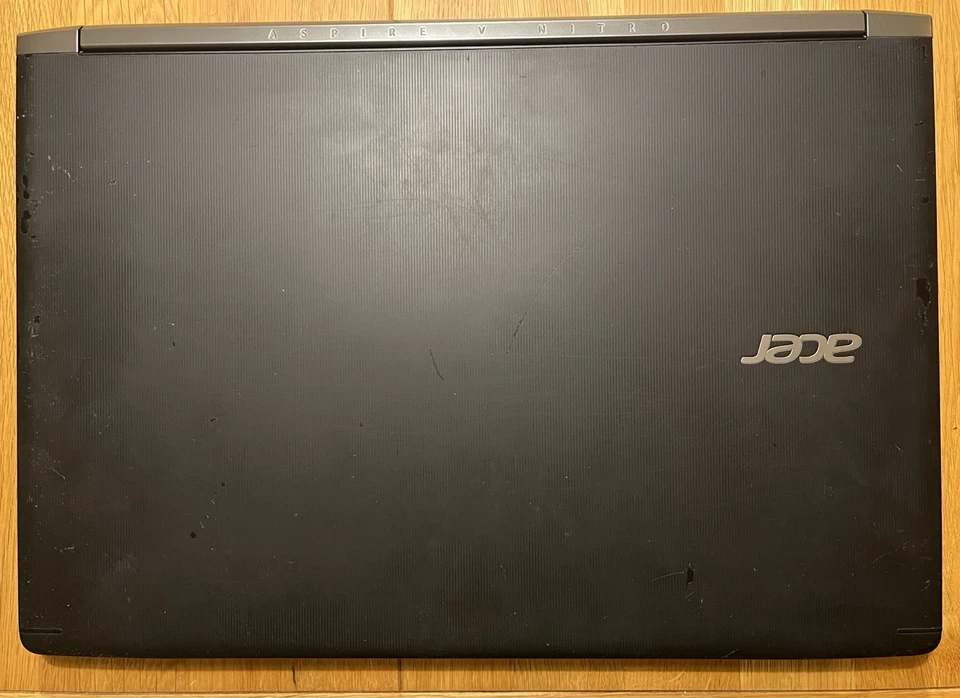 Gaming Notebook Laptop Acer VN7-792G NITRO 17,3/Intel i5/ SSD 500GB /RAM 8GB - Bild 3 von 4