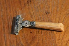 Vintage Eversharp Schick Injector Safety Razor 1940's-1950's Bakelite Handle