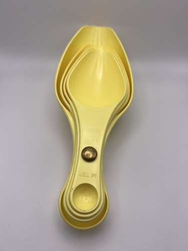 Vintage EKCO 4-Piece Nesting Measuring Cup Scoop Spoon Set Double Ended Yellow - Picture 3 of 12