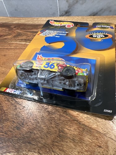 Hot Wheels 1999 Collector Edition Pro Racing #36 M&M's NASCAR 1/64 Pontiac - Picture 6 of 6