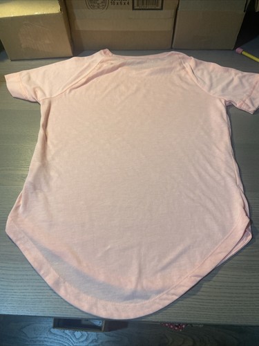 Nike Lot Girls: 3 Shirts, 1 Leggings, 1 Pullover Hoodie. Pls Read Description - Picture 11 of 24