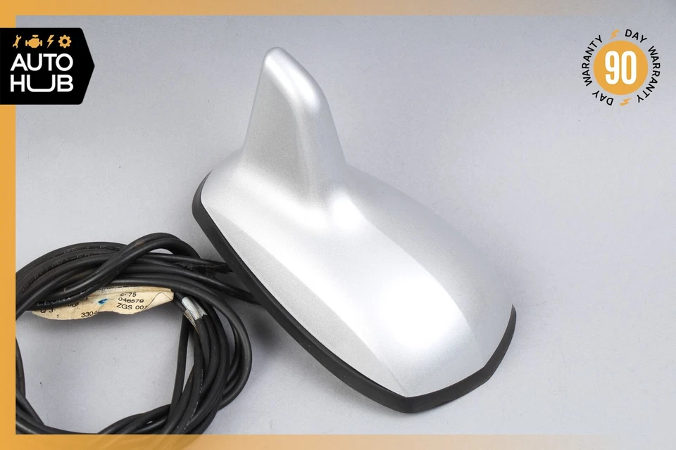 08-16 Mercedes W204 C63 AMG C350 E400 E550 Aleta de Tiburón Antena de Radio Plateada Fabricante de Equipo Original Foto 3 de 4