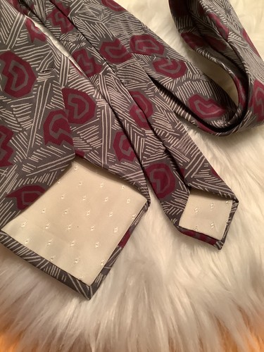 Corbata italiana 100 % seda hecha a mano gris y frambuesa ¡súper guapa! - Imagen 3 de 8