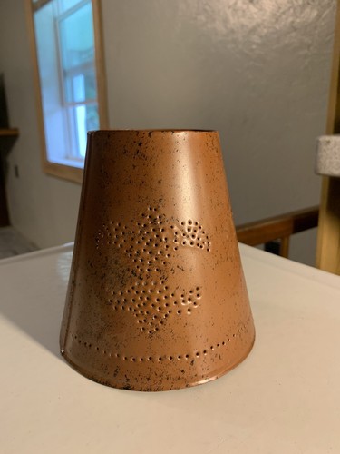 "Lámpara con soporte para velas de cobre perforado de 6" - Imagen 10 de 11