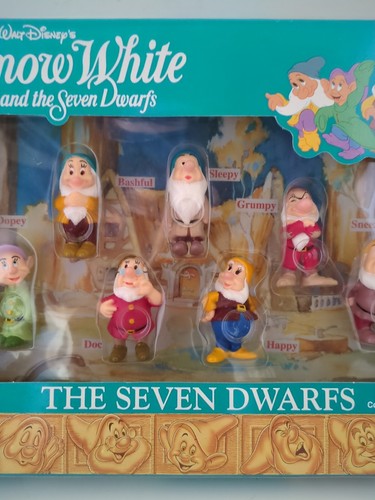 Mattel Walt Disney 1992 Snow White and the Seven Dwarfs THE SEVEN DWARFS No.5184 - Picture 4 of 16