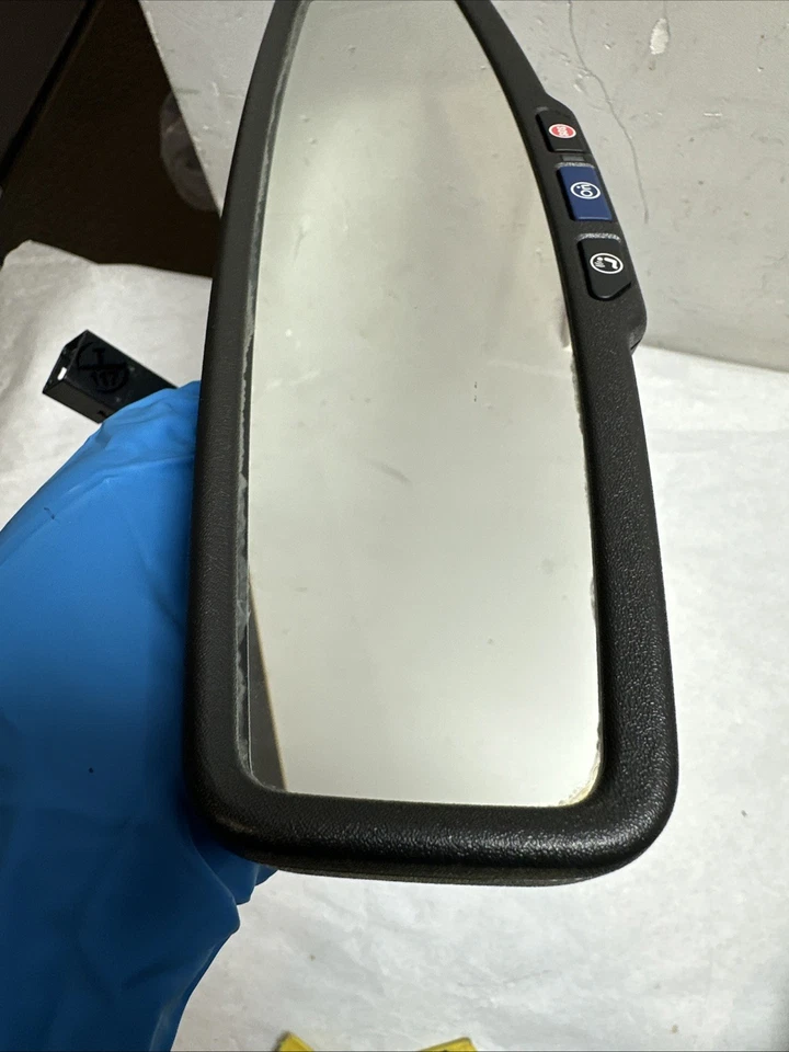 Espejo retrovisor Chevrolet Silverado 2500HD 2014-2019 OEM E11026392 Foto 2 de 4