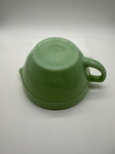 Fire King Jadeite Milk Pouring Bowl 7.5” Green Anchor Hocking Rare Vintage - Picture 9 of 12