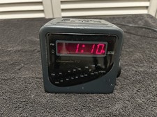 Vintage Chronomatic 312 Realistic Radio Shack AM/FM Portable Radio Alarm Clock