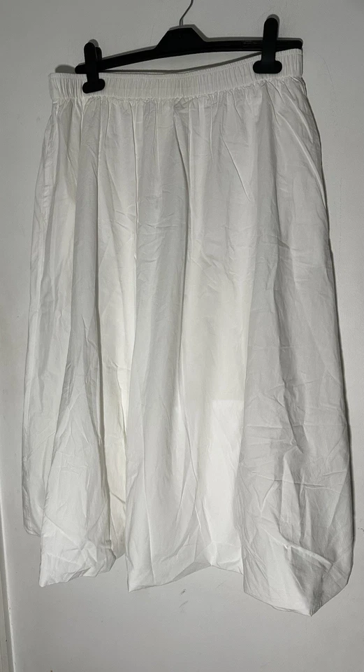 John Lewis Bubble Hem Skirt White RRP £45 - Image 2 of 4