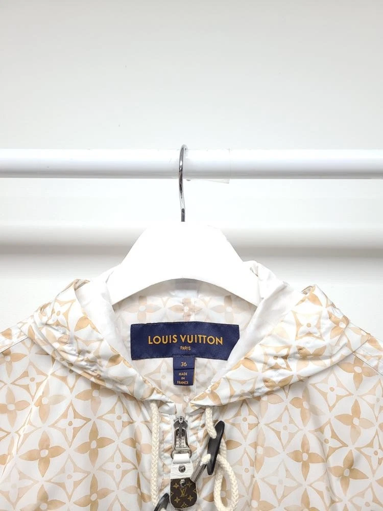 LOUIS VUITTON（LV） Parka corto Louis Vuitton Monogram Champaign piastrelle fiori 36 53982670