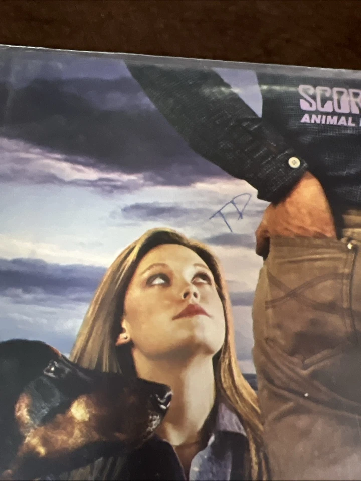 Scorpions Animal Magnetism Vinyl Record from 1980 "The Zoo classic hit" - Image 3 of 4