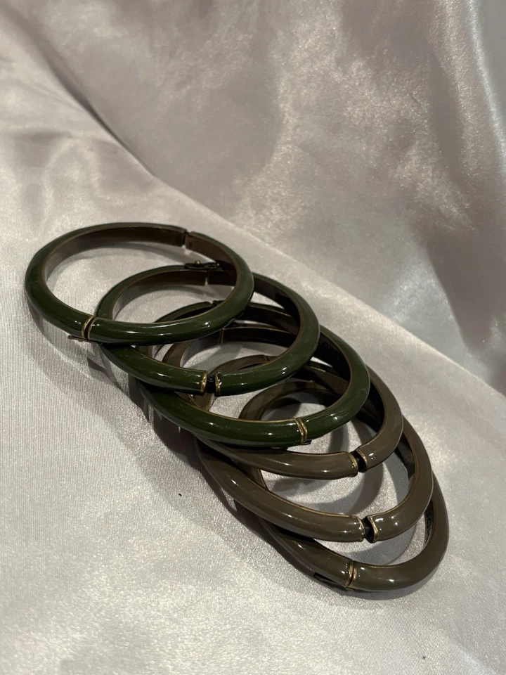 St. John Beautiful Pastel shades Green/Olive Bangle 8.75” Set of 6 - Image 2 of 4