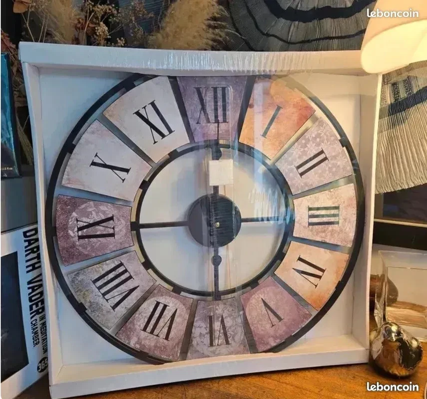 NEUF Grande Horloge Murale Vintage silencieuse Chiffres Romains rétro déco 50 cm - Photo 1/1