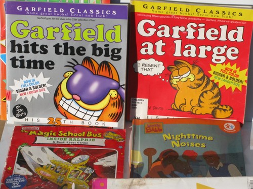 Children's Book Assortment - Picture 4 of 10