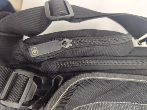 OGIO Black Messenger Laptop Bag Padded Strap, Durable, Tech Ready - 第 8/9 張圖片
