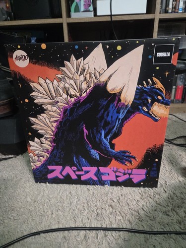 Mondo SpaceGodzilla Cherry Blossom Glow in the Dark SDCC Exclusive Figure RARE! - Picture 7 of 12