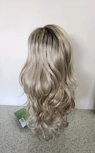 Orchid by ESTETICA Designs SUNLIT Blonde Lace Front Long Layered Waves Women Wig - Picture 5 of 17