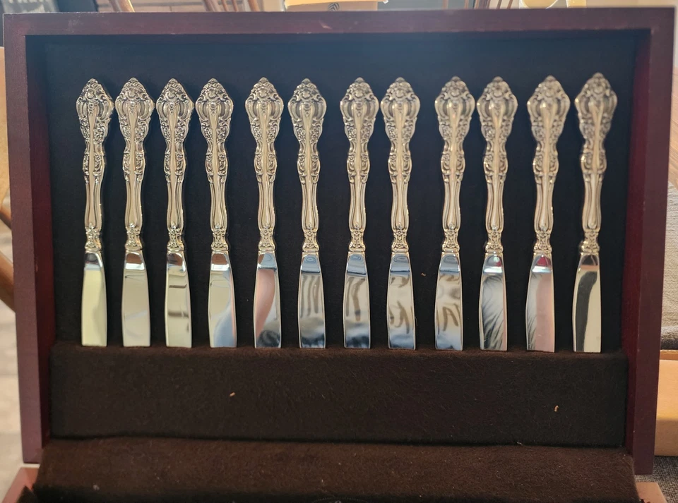 Juego de cubiertos 83 piezas Oneida Michelangelo inoxidable 🍴 👀 Foto 2 de 4