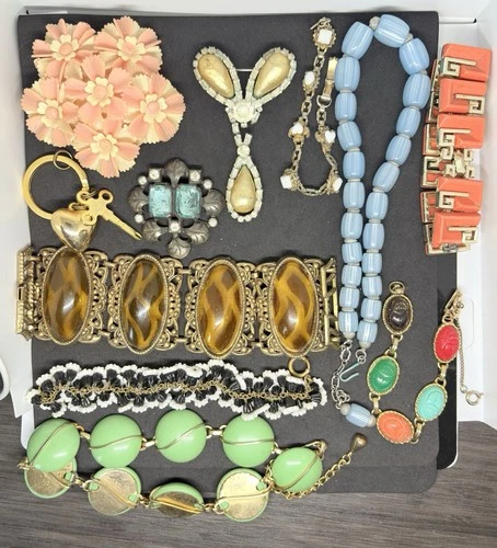 Vintage Gold Tone Floral Brooch Necklace Costume Lisner Bracelet Jewelry Lot