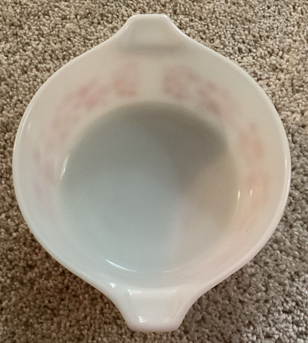 Vintage Pyrex 472 Pink Gooseberry Print on White 1 1/2 Pint Casserole - Picture 4 of 4