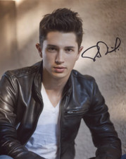 JOE DINICOL as Rory Regan / Ragman - Arrow GENUINE SIGNED AUTOGRAPH JOE DINICOL as Rory Regan / Ragman - Arrow GENUINE SIGNED AUTOGRAPH
