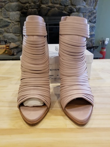 Givenchy heeled ankle boots Calf Dusty Pink Size US 11 - EU 42 Preowned Rare - Picture 2 of 9