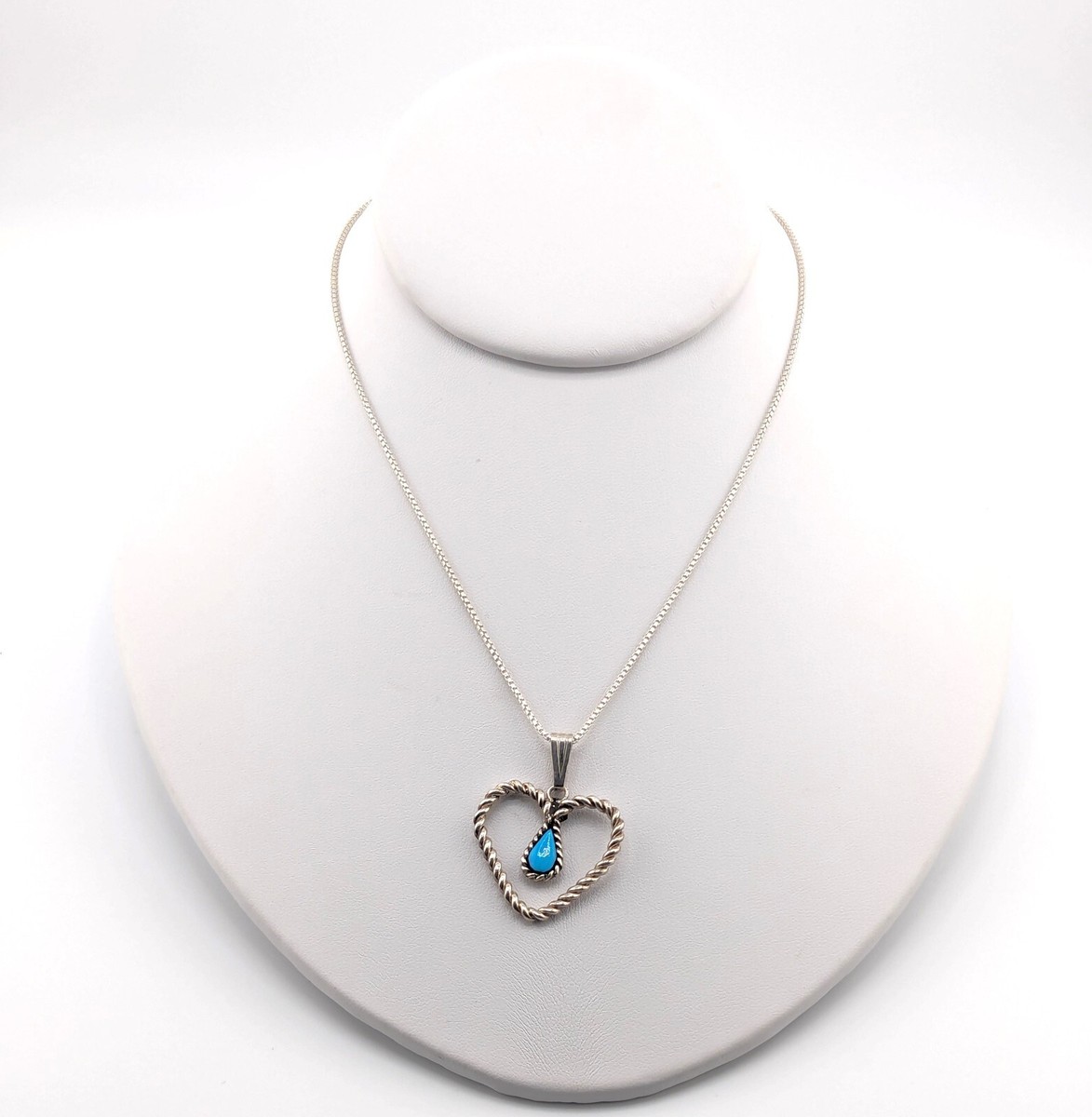ネックレス・ペンダント Navajo Symbol Heart Pendant Necklace #6762 Navajo Necklace Women's Heart Pendant Sterling Silver