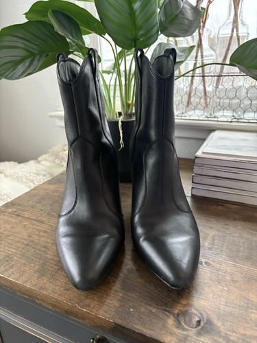Marc Fisher LTD Women's Carissa Ankle Boot Sz 9M Black Leather