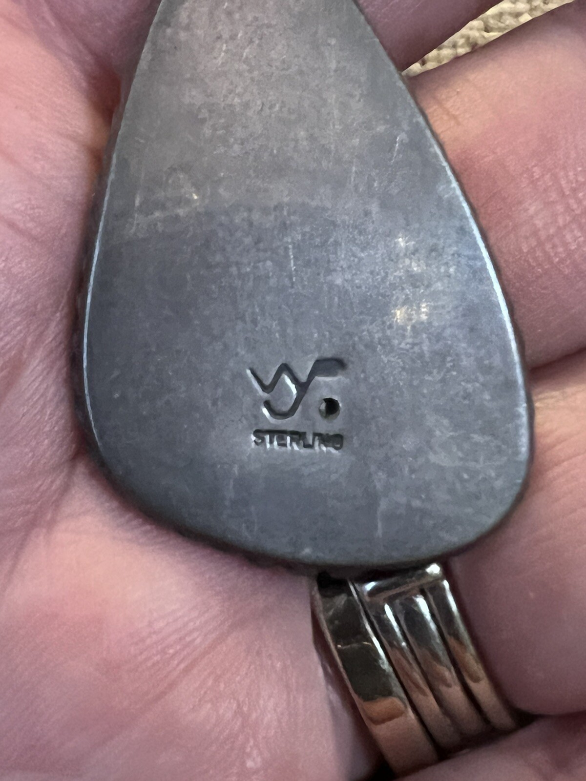 STERLING SILVER MALACHITE TRIANGULAR PENDANT MARK… - image 3