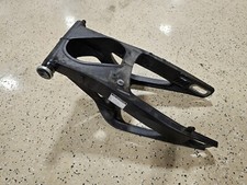 2006 YAMAHA YZF-R1 OEM REAR SWINGARM