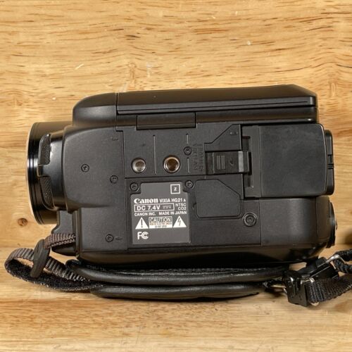 Canon VIXIA HG21 Camcorder Black AVCHD 120GB 12x Optical Zoom Image Stabilizer - Picture 4 of 5