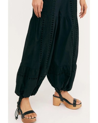 FREE PEOPLE Black Savannah Lace Eyelet Embroidered Billowy Ankle Tie Jumpsuit M - Picture 3 of 12
