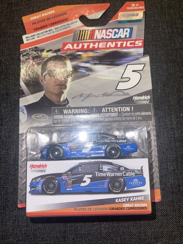 2015 KASEY KAHNE #5 TIME WARNER CABLE CHEVROLET SS 1:64 NASCAR AUTHENTICS - Picture 2 of 2