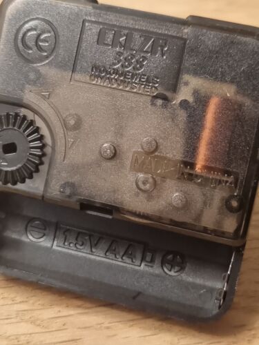 New Replacement Quartz Silent Supersweep Clock Movement Mechanism With Hands - Picture 9 of 18