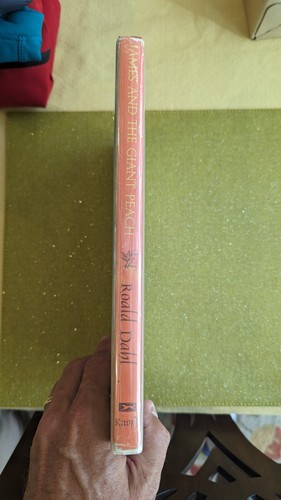 Dahl, Roald: James and the Giant Peach HB/DJ 1st/2nd (1961) - Picture 6 of 10