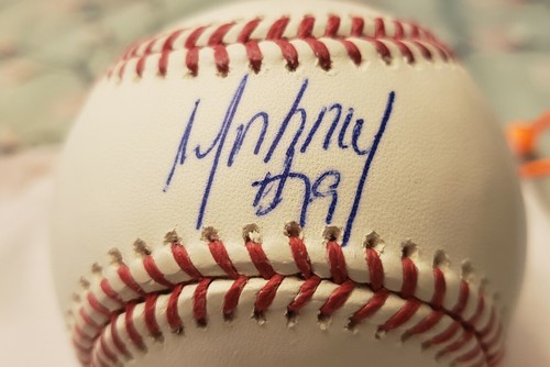 Jose Abreu Autographed ROMLB Ball White Sox Astros Cuba MLB Authentication - Picture 1 of 5