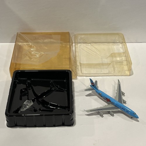 1:500 Wings900 Korean Airlines FIFA Soccer Japan Boeing 747 Airport Rare Set - Picture 1 of 13