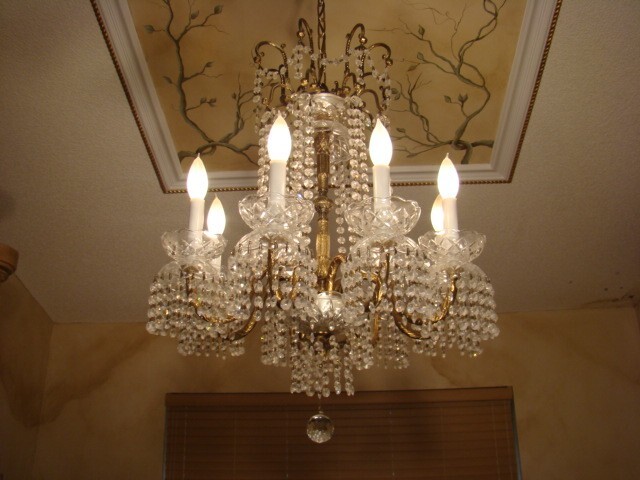 Picture 2 of 9