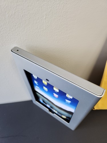 FSR iPad wall mount enclosure - Picture 3 of 5