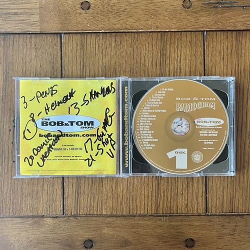 Bob and Tom Radiogram 2001 2 CD set 49 tracks comedy Q95 SIGNED!!! - Imagen 3 de 4