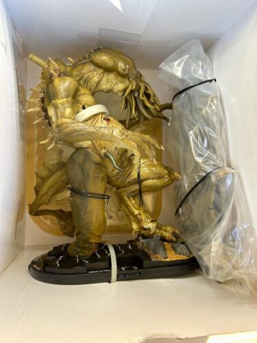 HorrorClix The Great Cthulhu Colossal Figure WizKids RARE NEW OPEN BOX COMPLETE - Picture 3 of 7