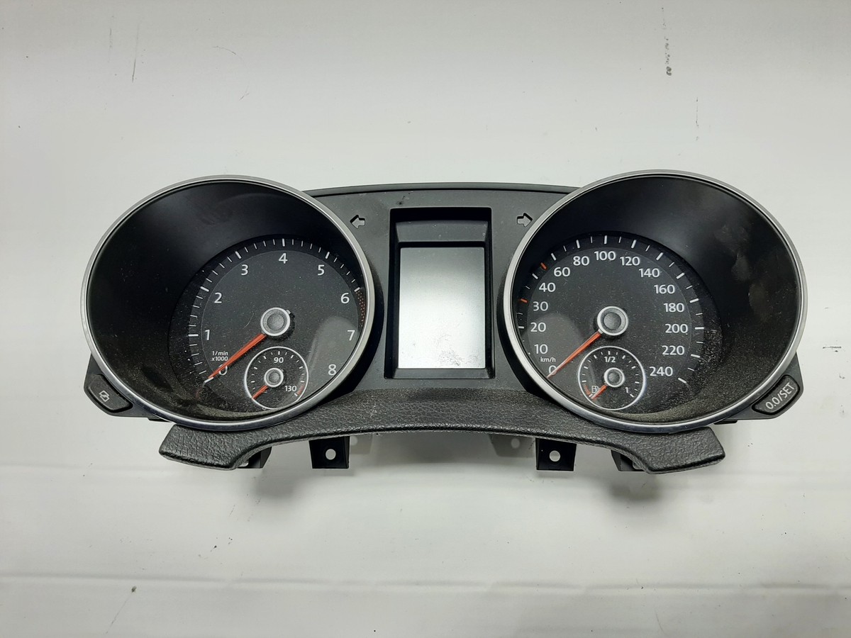 Nocta golf 4点セット Nockenwellengehäuse ohne NW für VW 1.4 TSI 03C103475BF