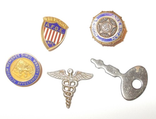 Vintage AFGE AFL, American Legion, Medic Symbol from WW II and one other - Picture 2 of 3