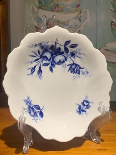 Royal Albert "Connoisseur" Plate & Scalloped Soap Dish - Vintage English. - Picture 8 of 15